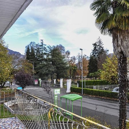 T3 Independant Villa Heas アルジュレス・ガゾスト エクステリア 写真