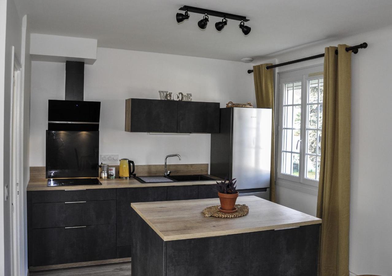T3 Independant Villa Heas アルジュレス・ガゾスト エクステリア 写真